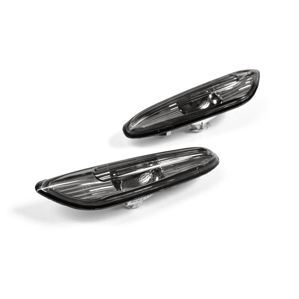 BMW E60 / E61 (03-10) Toonitud Külgmised Suunatuled